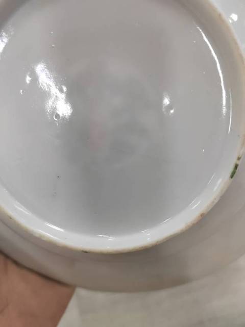 古玩陶瓷人物開窗廣彩盤真品鑒賞圖