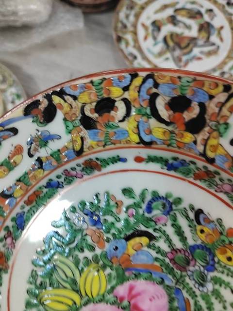 古玩陶瓷花卉廣彩盤真品鑒賞圖