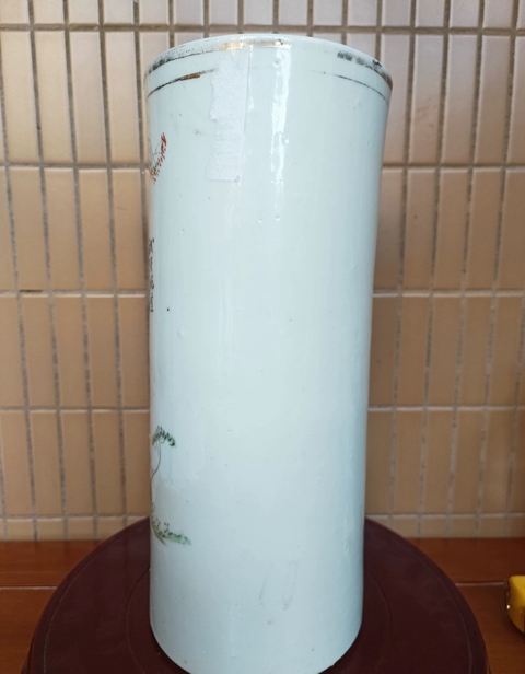古玩陶瓷人物紋帽筒真品鑒賞圖