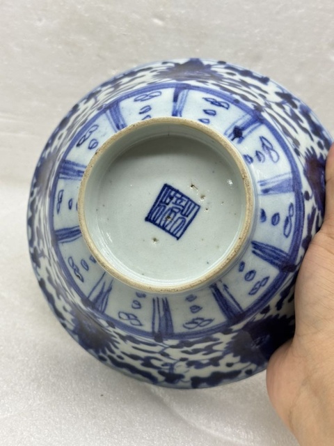 古玩陶瓷清中期.青花纏枝花卉紋碗拍賣,當前價格550元