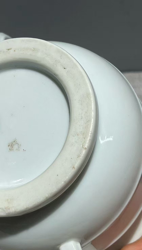 古玩陶瓷白釉雙耳香爐真品鑒賞圖