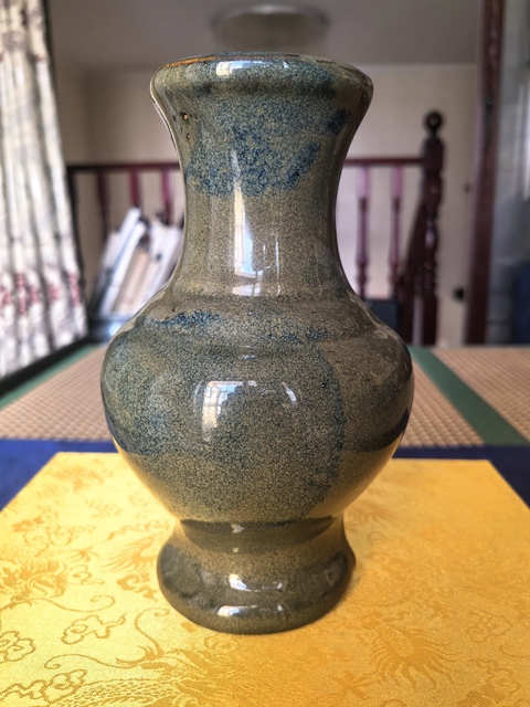 古玩陶瓷茶葉末釉壁瓶真品鑒賞圖