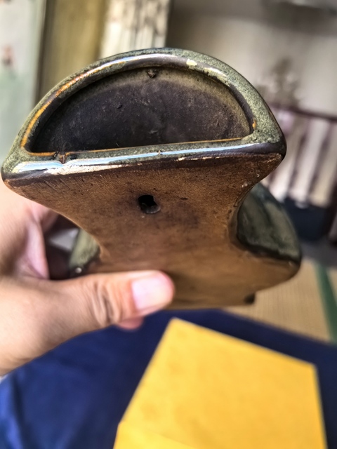 古玩陶瓷茶葉末釉壁瓶真品鑒賞圖