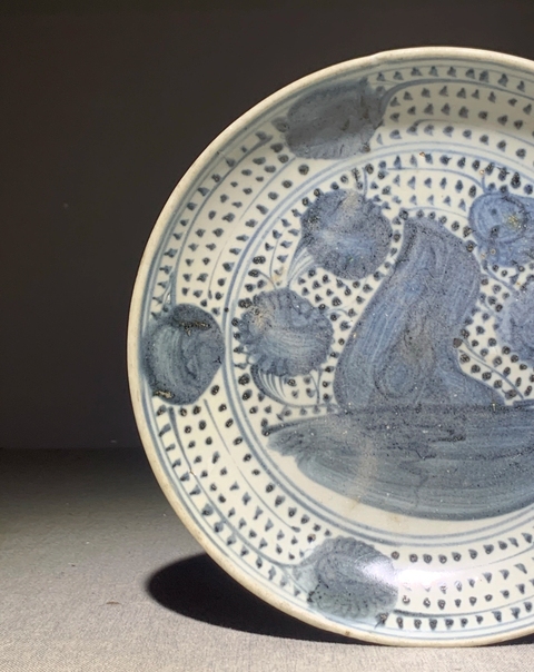 古玩陶瓷弘治青花花卉紋盤真品鑒賞圖