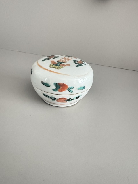 古玩陶瓷晚清粉彩印泥盒真品鑒賞圖