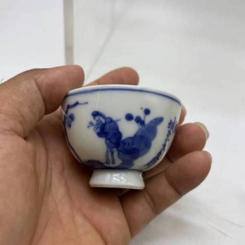 古玩陶瓷人物紋青花杯真品鑒賞圖
