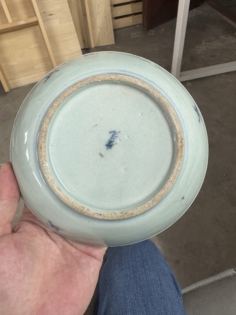 古玩陶瓷人物紋青花盤真品鑒賞圖