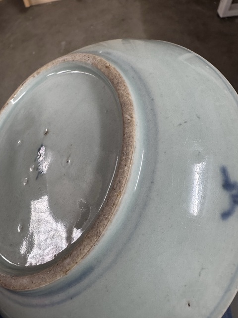 古玩陶瓷人物紋青花盤真品鑒賞圖