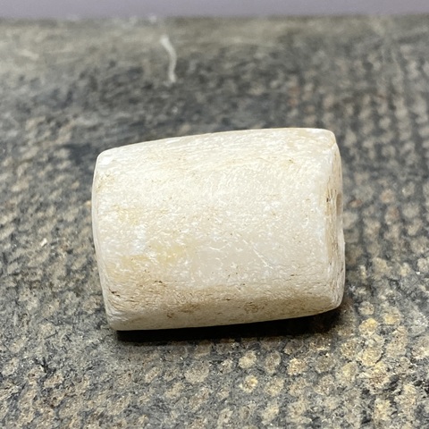 古玩陶瓷漢白玉珠子真品鑒賞圖