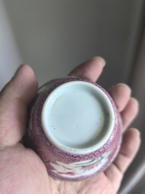 古玩陶瓷仕女嬰戲粉彩杯盤真品鑒賞圖