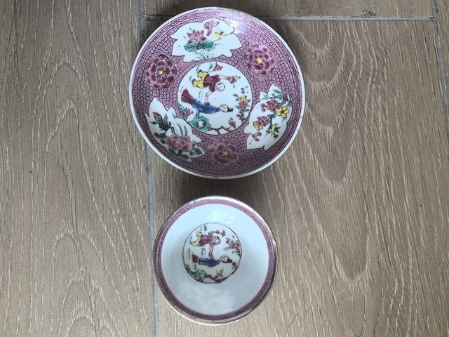 古玩陶瓷仕女嬰戲粉彩杯盤真品鑒賞圖