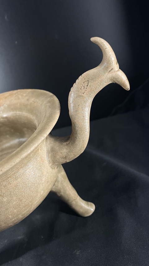 古玩陶瓷青瓷三足匜真品鑒賞圖