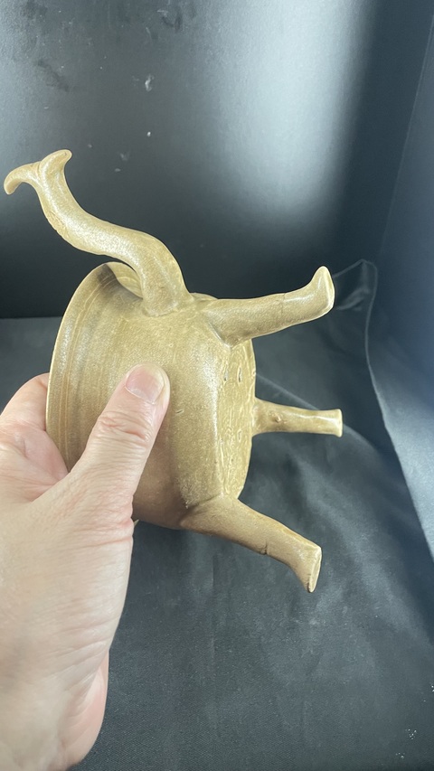 古玩陶瓷青瓷三足匜真品鑒賞圖