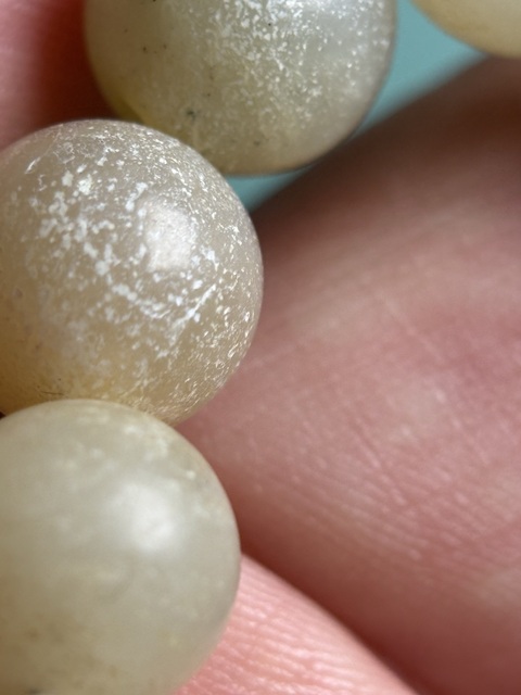 古玩玉器明代滿灰皮玉珠子手鏈2拍賣，當前價格9800元