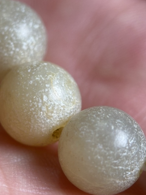 古玩玉器明代滿灰皮玉珠子手鏈2拍賣，當前價格9800元