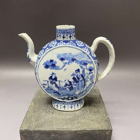 古玩陶瓷人物山水紋青花執壺真品鑒賞圖
