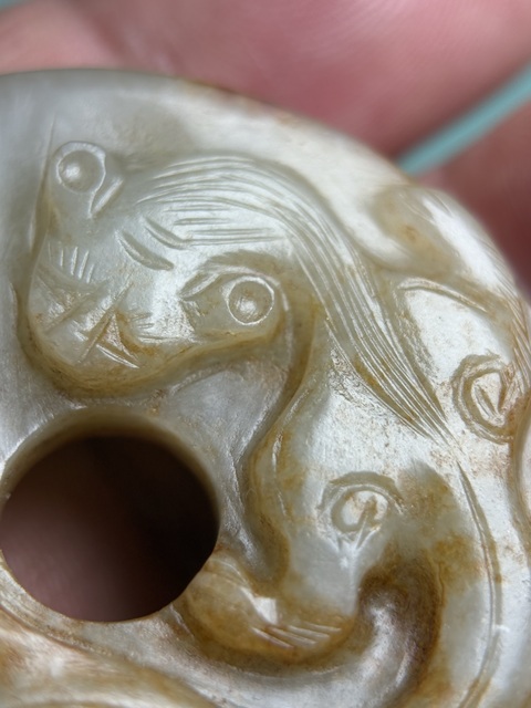 古玩玉器元代紅沁龍璧拍賣，當(dāng)前價(jià)格28600元