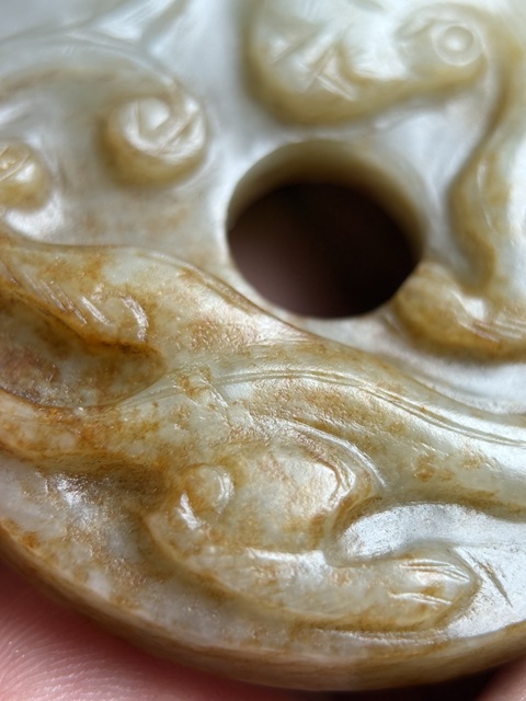 古玩玉器元代紅沁龍璧拍賣，當(dāng)前價(jià)格28600元