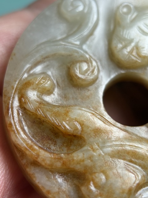 古玩玉器元代紅沁龍璧拍賣，當(dāng)前價(jià)格28600元