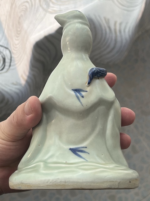 古玩陶瓷青白釉觀音瓷塑像真品鑒賞圖