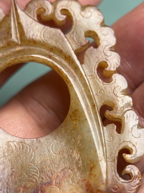 古玩玉器西漢紅沁龍鳳紋玉韘拍賣，當前價格68800元