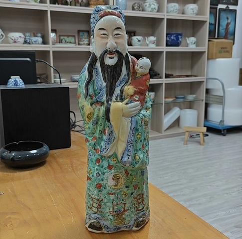 古玩陶瓷福星粉彩塑像真品鑒賞圖