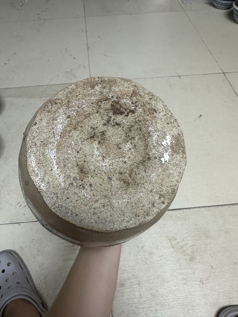 古玩陶瓷清末民初時(shí)期花卉紋瓶真品鑒賞圖