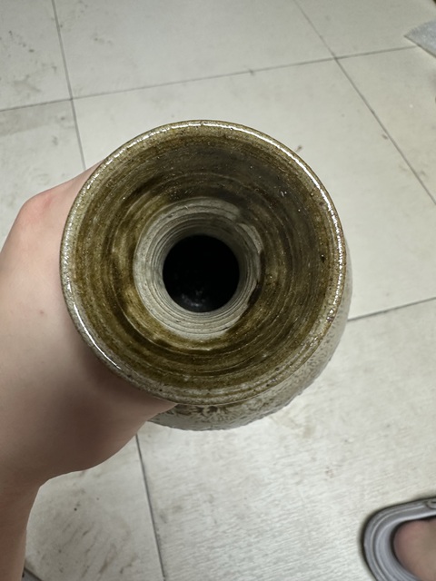 古玩陶瓷清末民初時(shí)期花卉紋瓶真品鑒賞圖