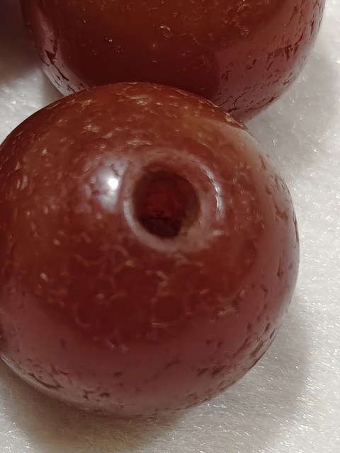 古玩玉器紅瑪瑙珠真品鑒賞圖