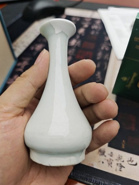 古玩陶瓷湖田窯長頸瓶標本真品鑒賞圖