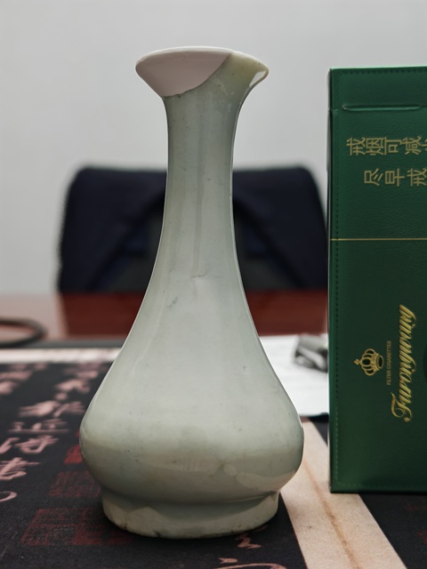 古玩陶瓷湖田窯長頸瓶標本真品鑒賞圖