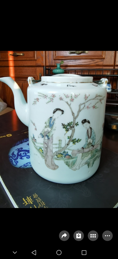 古玩陶瓷桃花美女粉彩提梁壺真品鑒賞圖