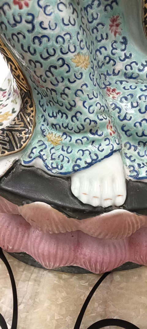古玩陶瓷民國時期粉彩送子觀音瓷塑真品鑒賞圖