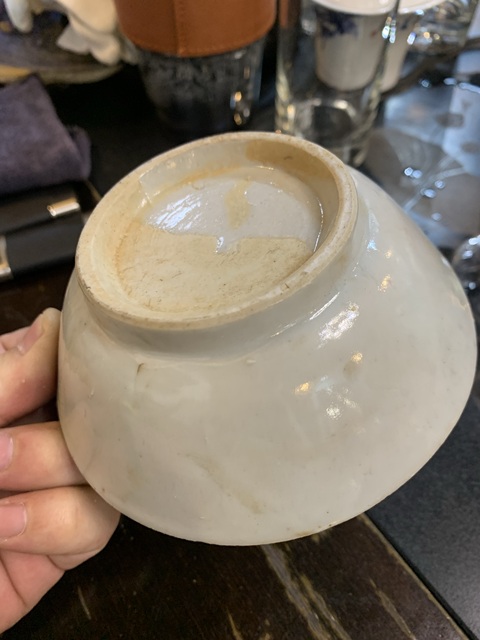 古玩陶瓷白釉大碗真品鑒賞圖