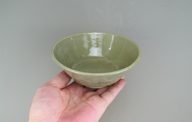 古玩陶瓷明代·青釉碗真品鑒賞圖