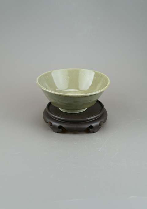 古玩陶瓷明代·青釉碗真品鑒賞圖