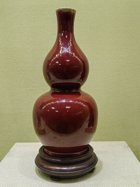 古玩陶瓷窯變紅釉葫蘆瓶真品鑒賞圖