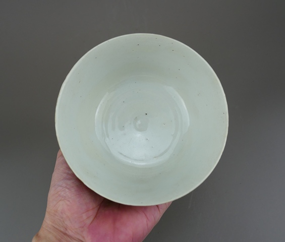 古玩陶瓷清晚期.紫金釉花鳥(niǎo)紋茶碗（傳世品）拍賣(mài)，當(dāng)前價(jià)格33元