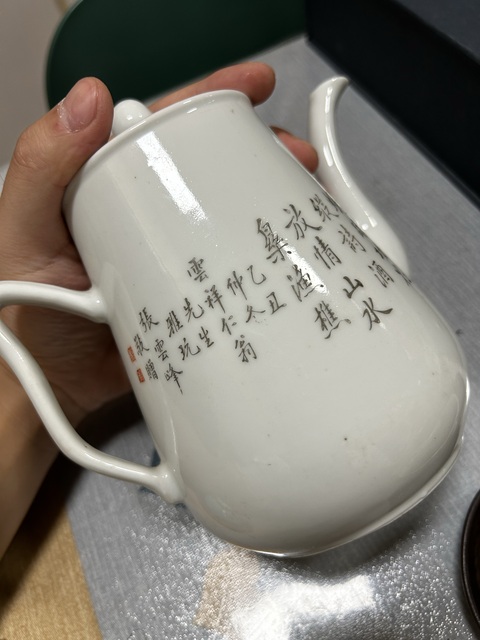 古玩陶瓷粉彩人物故事壺真品鑒賞圖