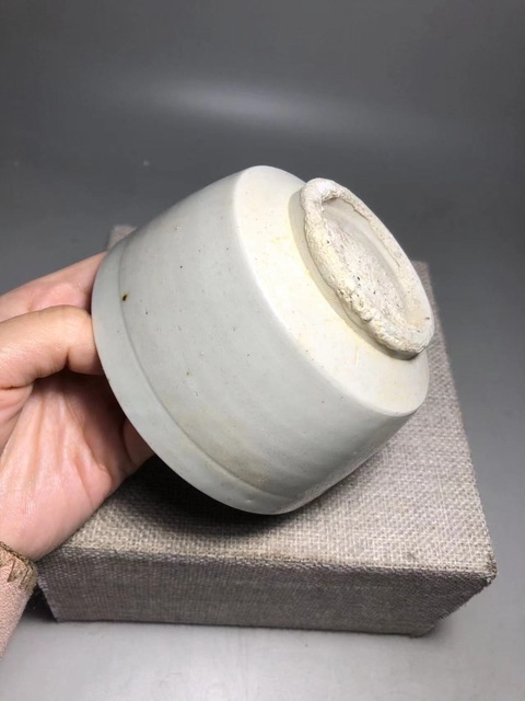 古玩陶瓷青白釉香爐真品鑒賞圖