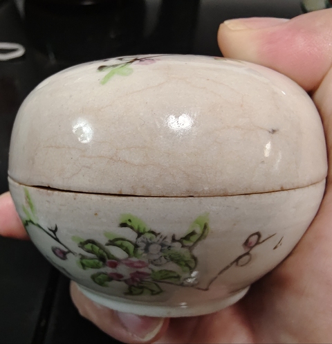 古玩陶瓷民國 粉彩花鳥紋蓋盒真品鑒賞圖