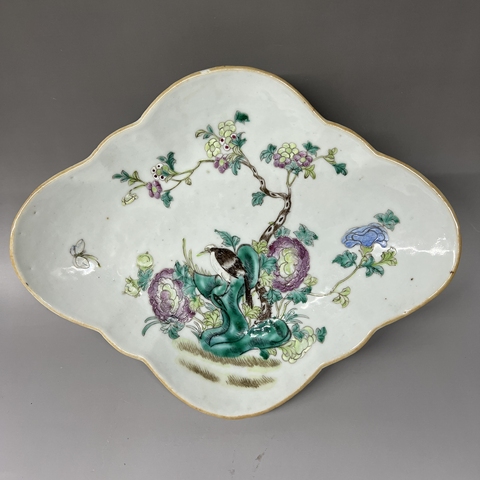 古玩陶瓷清晚期-粉彩花鳥紋海棠貢盤拍賣,當前價格1999元