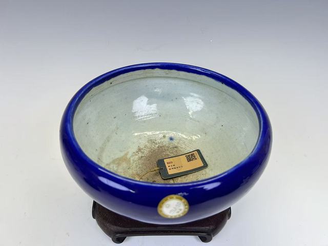 古玩陶瓷清中期·祭藍釉缽拍賣，當前價格1241元