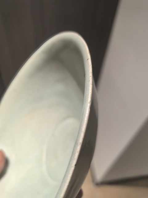 古玩陶瓷刻花蓖紋魚紋碗真品鑒賞圖