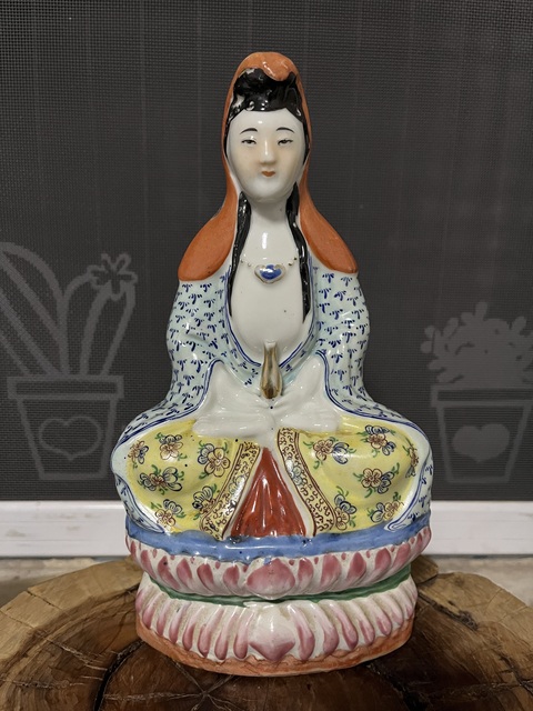 古玩陶瓷粉彩觀音瓷像拍賣，當前價格2500元