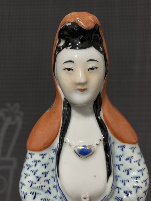 古玩陶瓷粉彩觀音瓷像拍賣，當前價格2500元