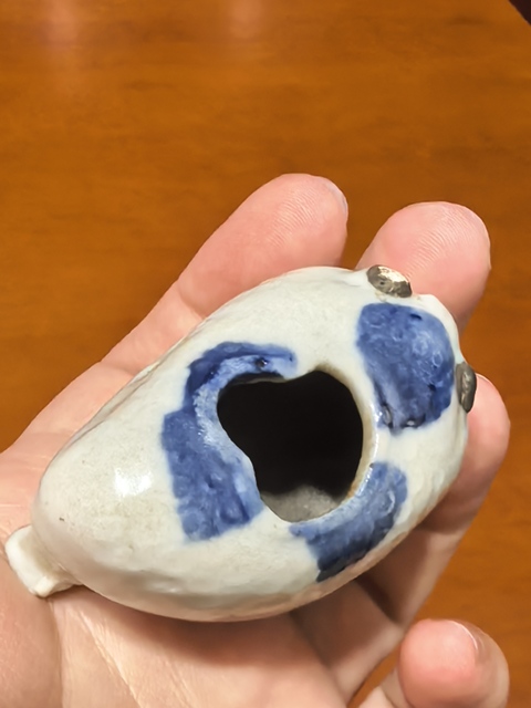 古玩陶瓷白釉藍彩金蟾水盂真品鑒賞圖