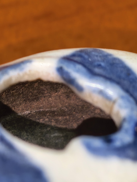 古玩陶瓷白釉藍彩金蟾水盂真品鑒賞圖