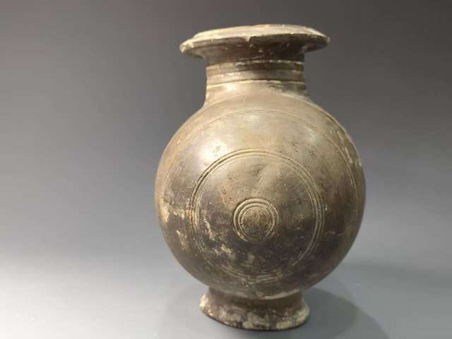 古玩陶瓷罐真品鑒賞圖