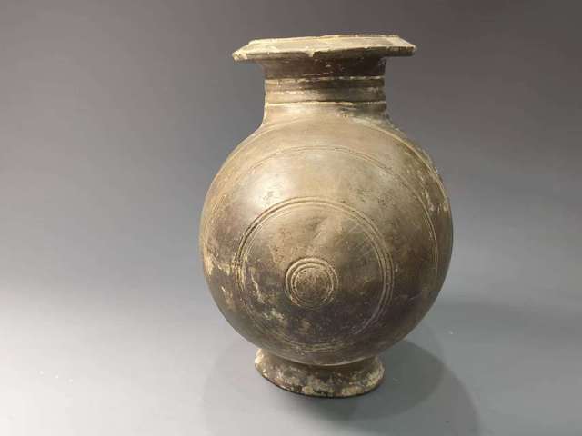 古玩陶瓷罐真品鑒賞圖